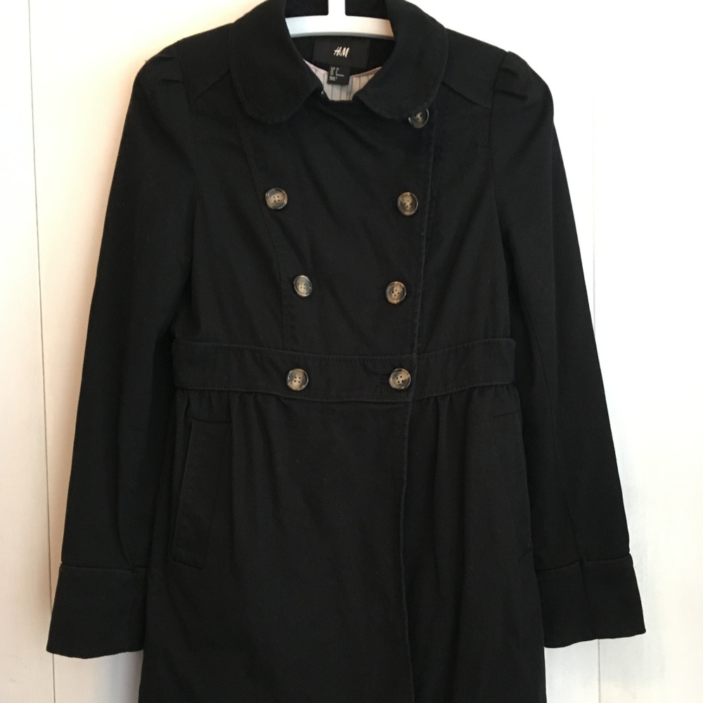 H & M black cotton twill coat size 6
